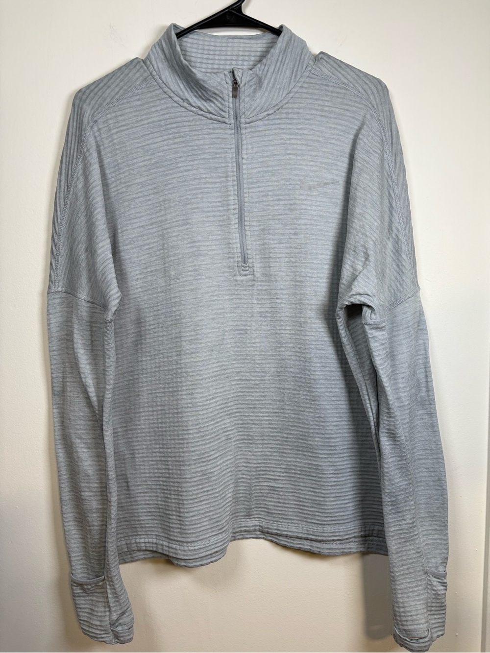 Nike Men's Light Gray Half-Zip Sweater